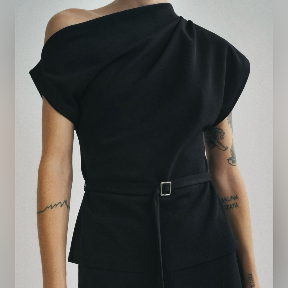 NWT Zara Asymmetric Neckline Belted Top in Black